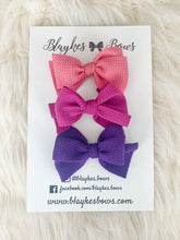Load image into Gallery viewer, Hand Tied Bows- 3 Pack

