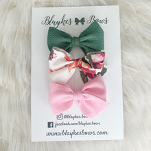 Load image into Gallery viewer, Hand Tied Bows- 3 Pack
